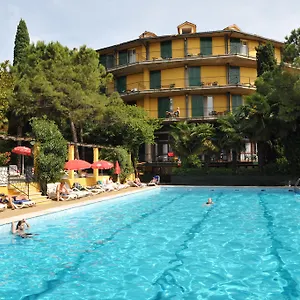*** Hotel Palme & Italy